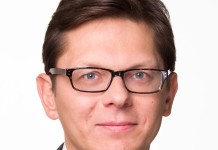 Transfer trzech prawników kapitałowych z Baker & McKenzie do Dentons