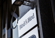 Prawniczka transakcyjna odeszła z kancelarii Weil do Bird & Bird
