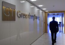 Partner zarządzający Greenberg Traurig abdykuje, będzie doradzać w biznesie Zygmunta Solorza