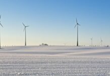 Duet kancelarii w sprzedaży multienergetycznemu gigantowi dwóch brytyjskich wiatrakowni w Polsce