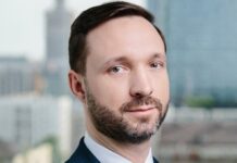 Ernest Dymel pokieruje zespołem Fuzji i Przejęć w Clyde & Co