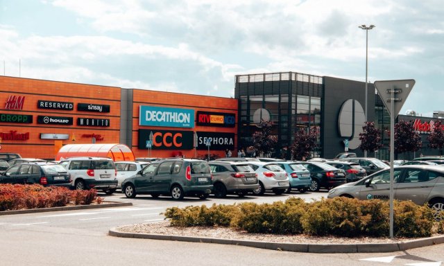 DLA Piper doradcą Aareal Bank przy finansowaniu nabycia Jantar Shopping Centre