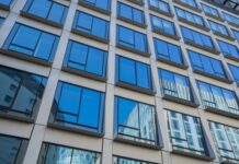 DLA Piper doradcą Revetas Capital przy sprzedaży budynku biurowego w Krakowie