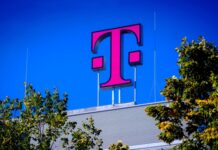 CMS i Clifford Chance w teletransakcji przejęcia sieci internetowej przez sieć smartfonową
